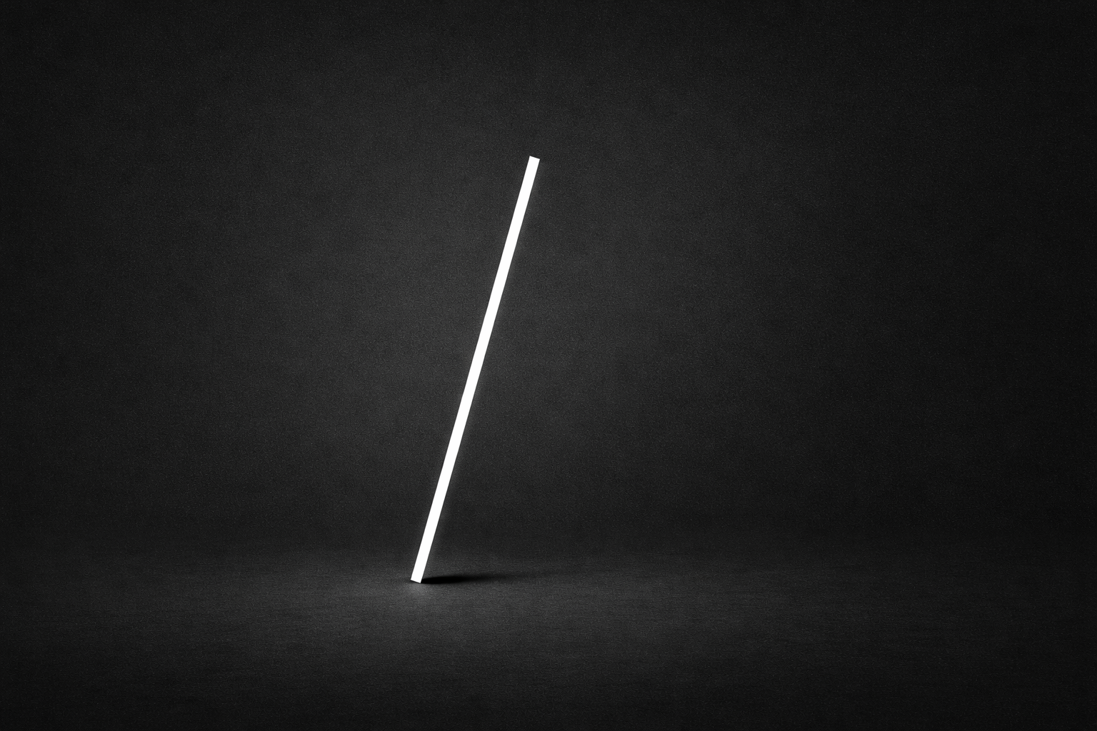 直立した線が前方に傾く姿が謝罪の姿勢を象徴する抽象イメージ